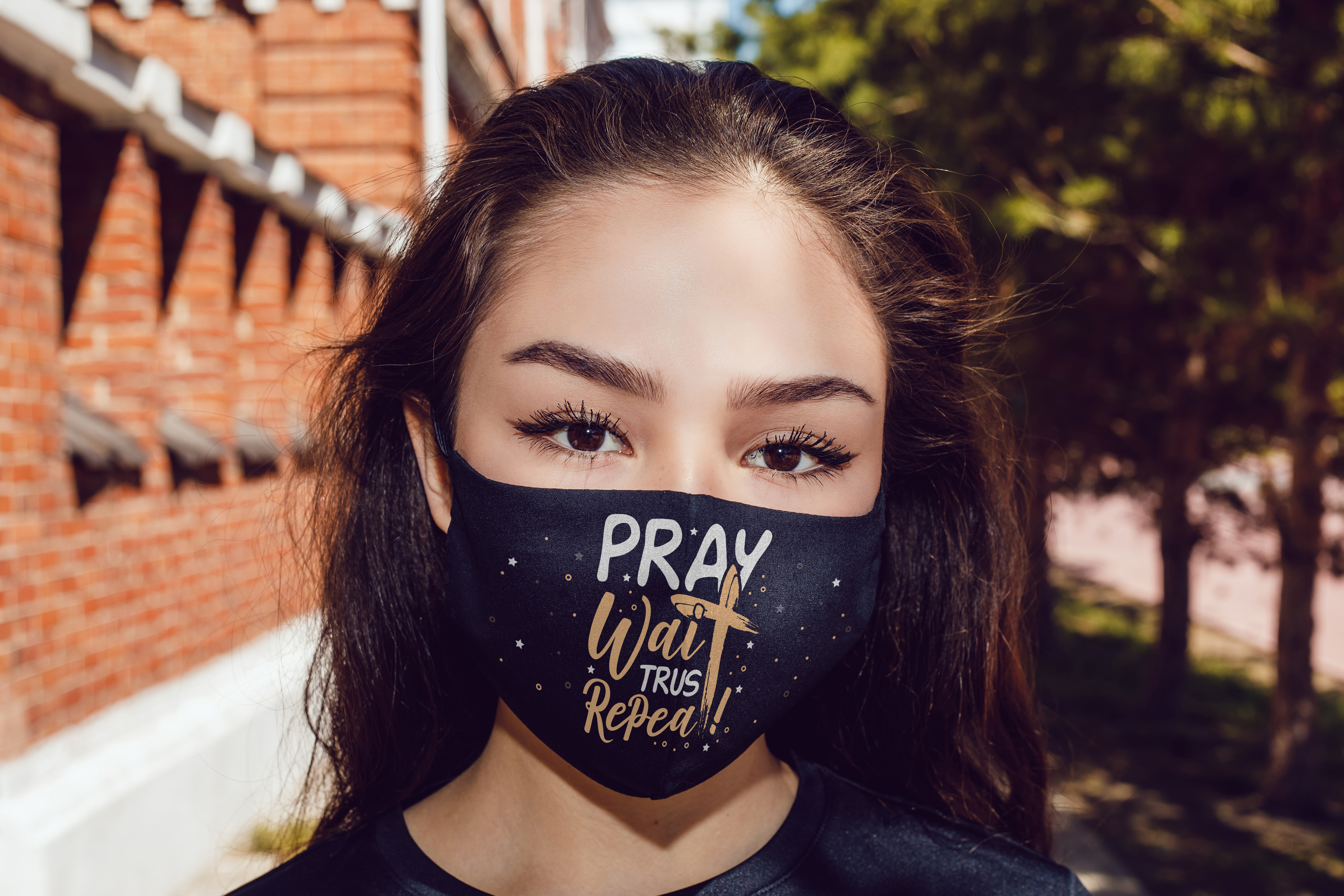 5 HG. Pray Wait Trust Repeat - mask mk