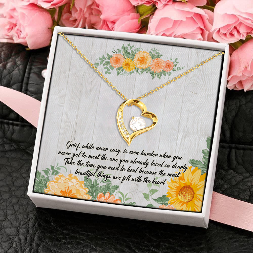 7Th. Grief While Never Easy(3) Forever Love Necklace (Gold) 4