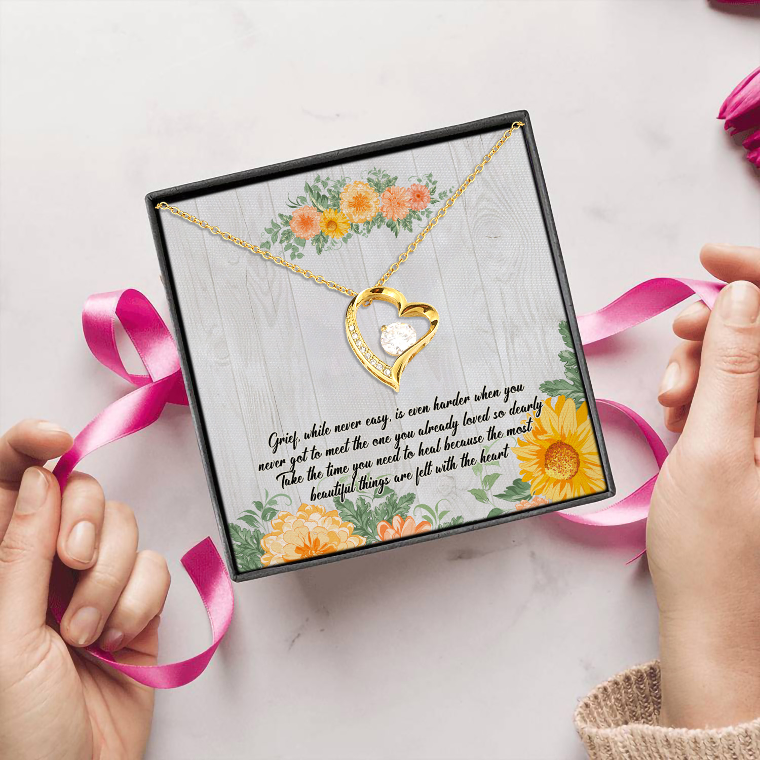 7Th. Grief While Never Easy(3) Forever Love Necklace (Gold) 5