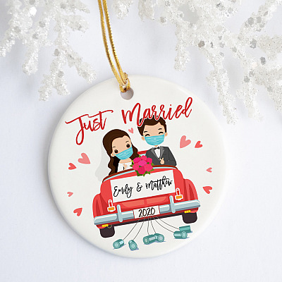 Alternative view of Personalized Couple Wearing Mask Just Married 2020 Wedding Covid Pandemic Christmas Circle Ornament Keepsake