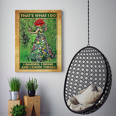 Alternative view of That's What I Do I Garden I Drink And I Know Things Gallery Wrapped Framed Canvas Prints - Unframed Poster