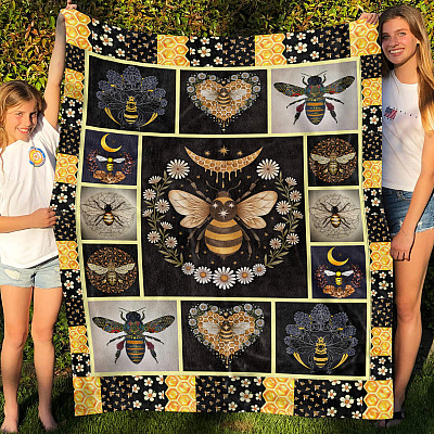 Alternative view of Love Bee Sweet To My Heart Fleece Blanket – Mink Sherpa Blanket – Woven Blanket - Bee Lover Gifts