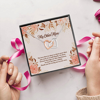 My Other Mom The Love That We Share Stepmom Interlocking Hearts Pendant Necklace - Mother In Law Necklace Gift