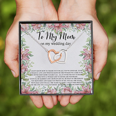 Alternative view of Thanks To My Mom On My Wedding Day Interlocking Hearts Pendant Necklace