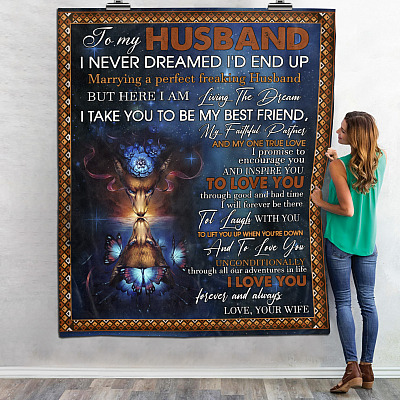 Alternative view of I Never Dreamed I Would Marry the Perfect Husband Fleece Blanket - Sherpa Blanket - Woven Blanket