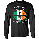 Shamrock Leaf Lip Saying Kiss Me y Shirt, Black, Long Sleeve
