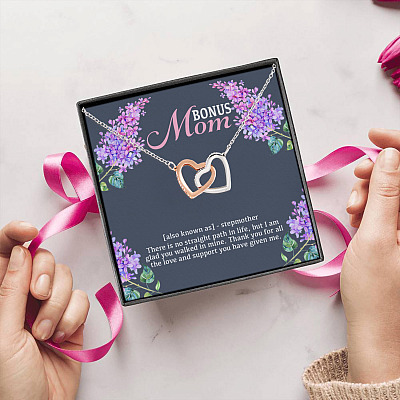Bonus Mom There Is No Straight Path In Life But I Am Glad You Walked In Mine Interlocking Hearts Pendant Necklace