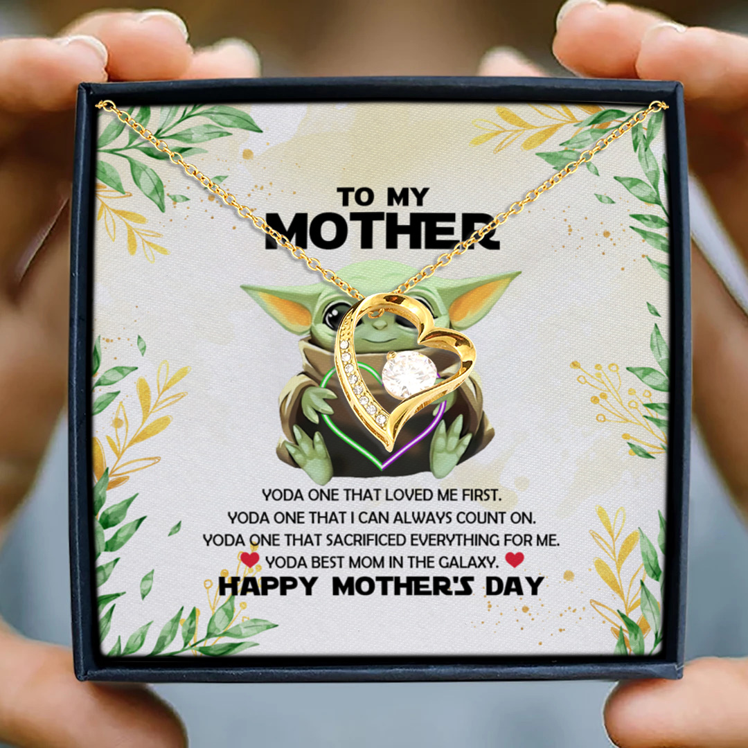 35 HG uu tien. To My Mom Yoda Baby - Message Card Forever Love Necklace (Gold) 3
