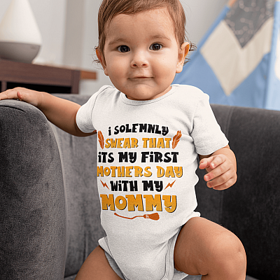 Alternative view of I Solemnly Swear That It's My First Mother's Day With My Mommy Baby Onesie - Baby Toddlers Bodysuit