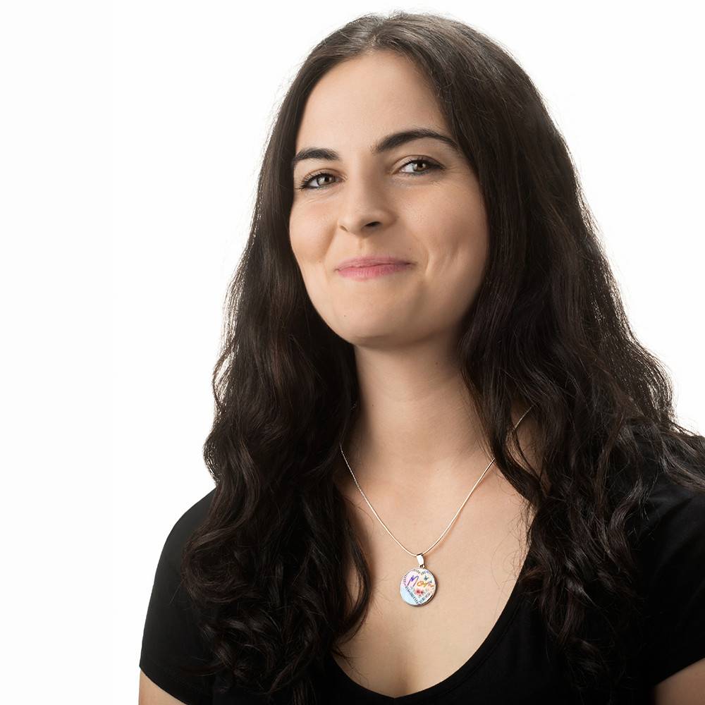 Mom Heart Words Circle Pendant Necklace - Circle Luxury Necklace (Silver)