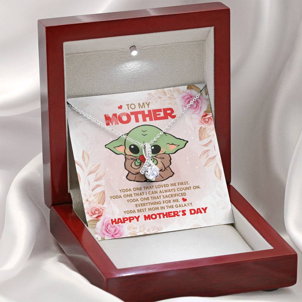 To My Mother Baby Yoda Best Mom In The Galaxy Happy Mother's Day Alluring Beauty Pendant Necklace