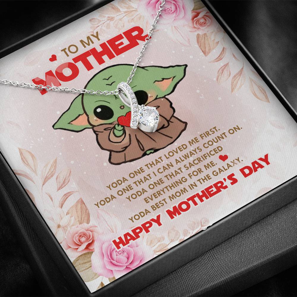 To My Mother Baby Yoda Best Mom In The Galaxy Happy Mother's Day Alluring Beauty Pendant Necklace