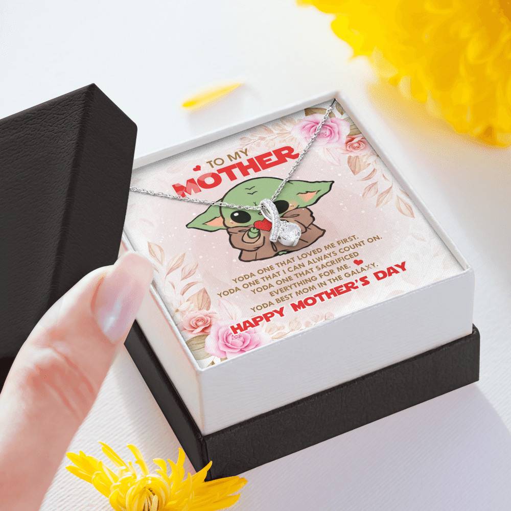 To My Mother Baby Yoda Best Mom In The Galaxy Happy Mother's Day Alluring Beauty Pendant Necklace