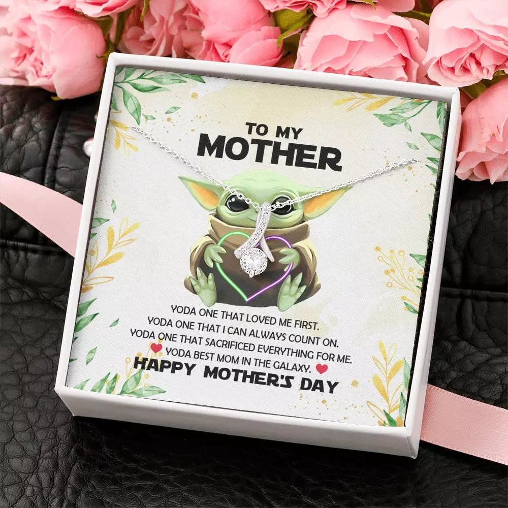 Baby Yoda To My Mother Yoda Best Mom In The Galaxy Happy Mother's Day Alluring Beauty Necklace