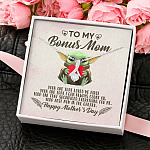 To My Bonus Mom Yoda the One That Loves Me First Happy Mother's Day Alluring Beauty Necklace