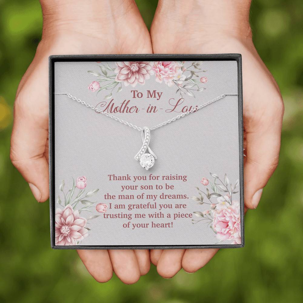To My Mother in Law Thank You for Raising Your Son to Be the Man of My Dreams Alluring Beauty Necklace