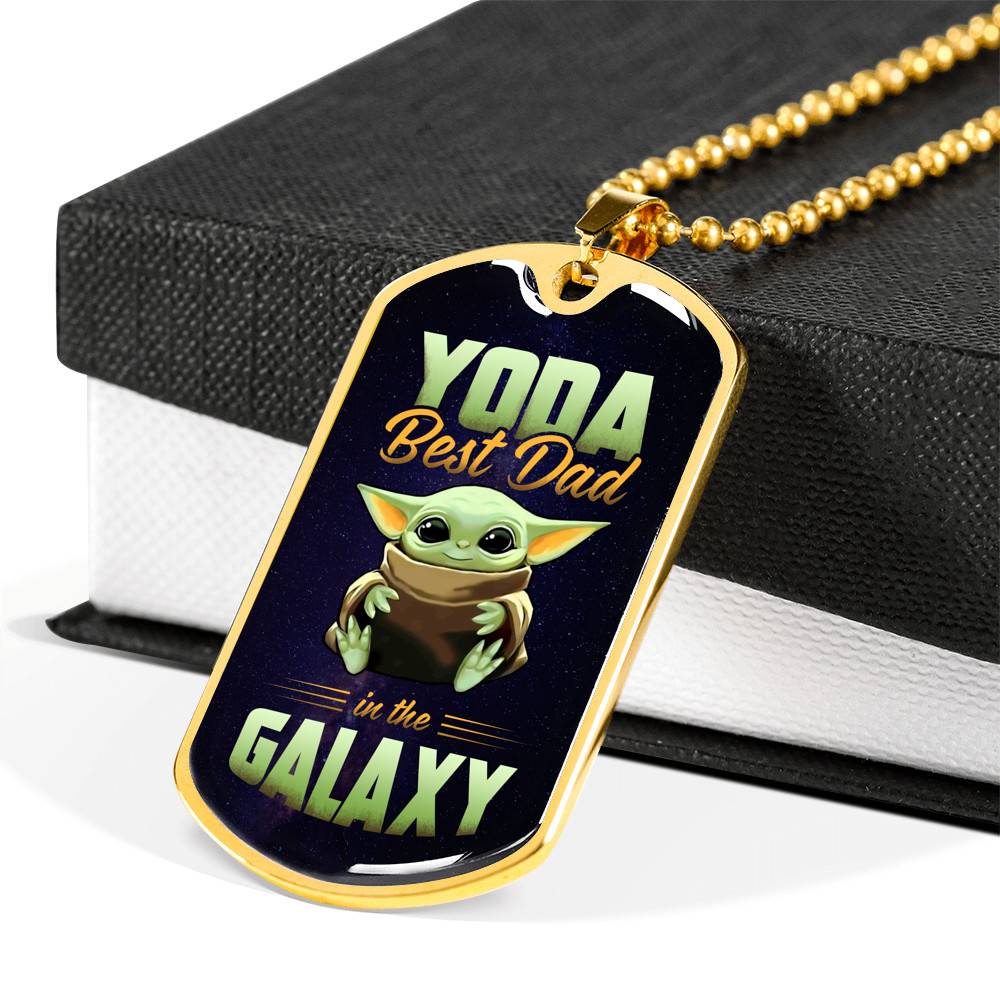 Funny Green Baby Alien You Da Best Dad in the Galaxy Father's Day Dog Tag Pendant Necklace