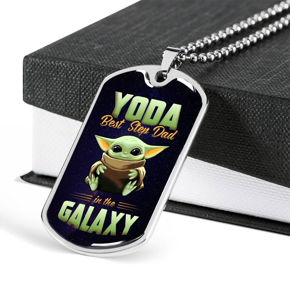 Funny Green Baby Alien You Da Best Step Dad in the Galaxy Father's Day Dog Tag Pendant Necklace