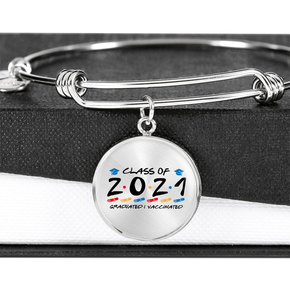 Class of 2021 Graduated and Vaccinated Friend Graduation Circle Pendant Necklace - Bangle