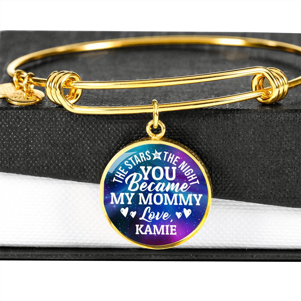 Personalized The Stars The Night You Became My Mommy Circle Pendant Necklace - Bangle
