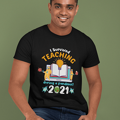 Alternative view of I Survived Teaching During A Pandemic 2021 T-Shirt