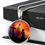 Women Kneeling Before Jesus Cross Christian Circle Necklace - Bangle