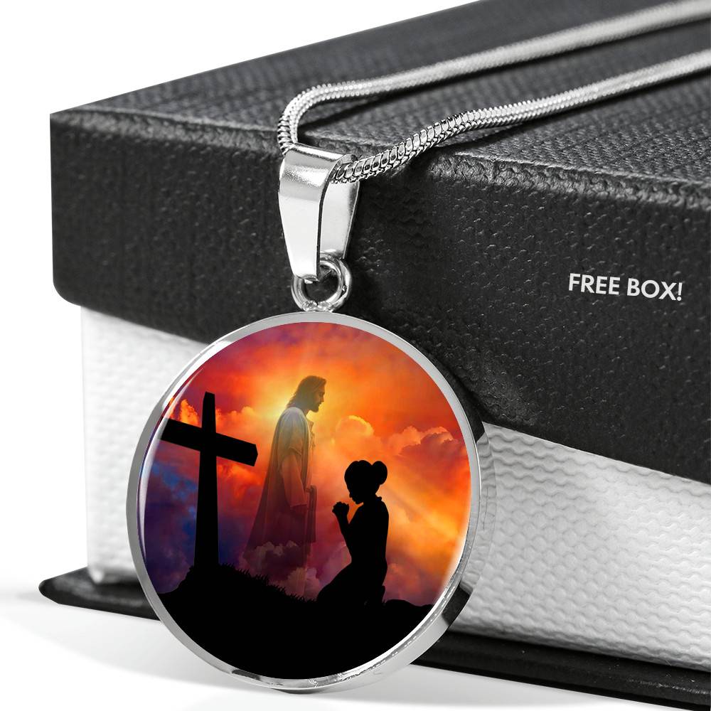 Women Kneeling Before Jesus Cross Christian Circle Necklace - Bangle