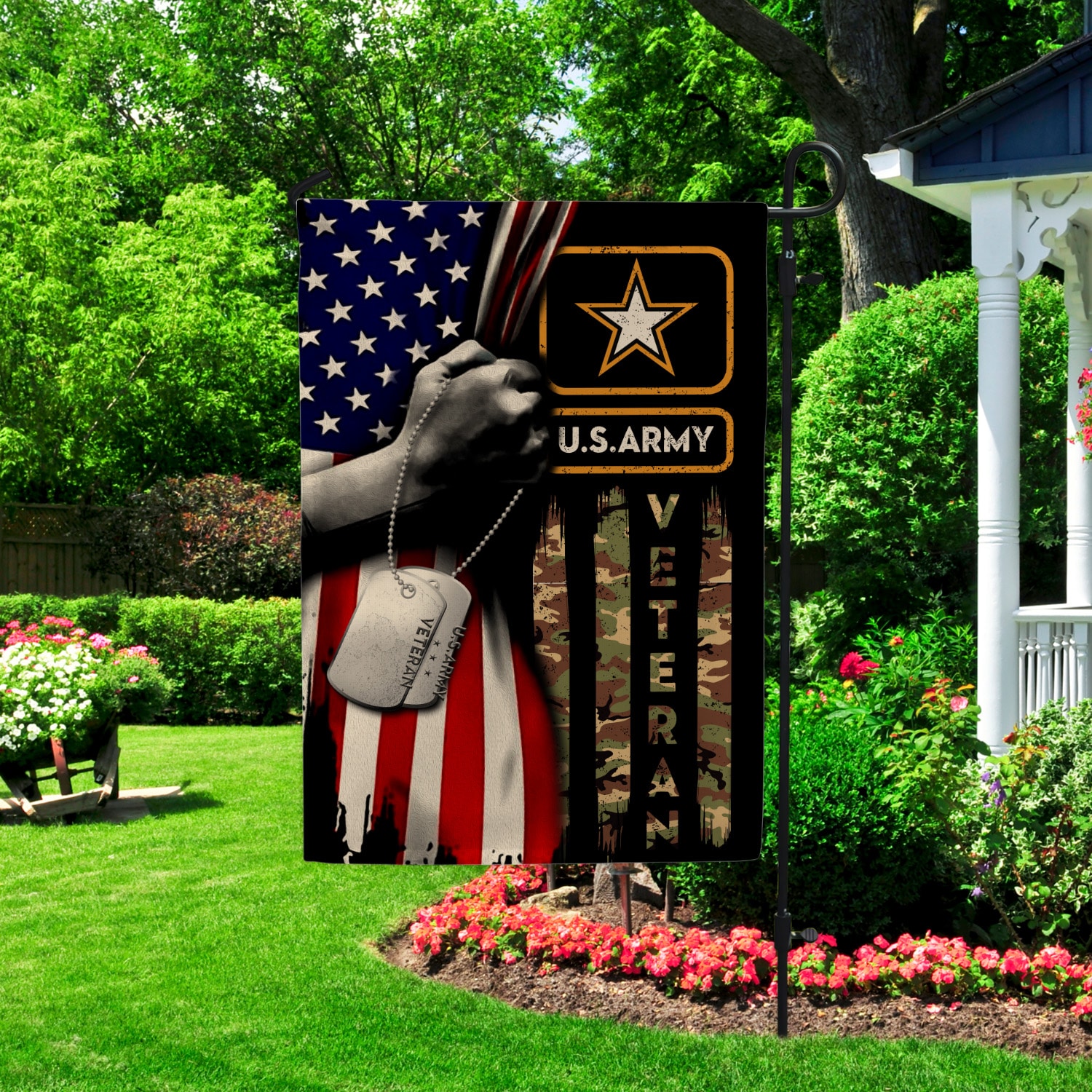 2VT. US Army Veteran Flag Garden Flag Mockup 2