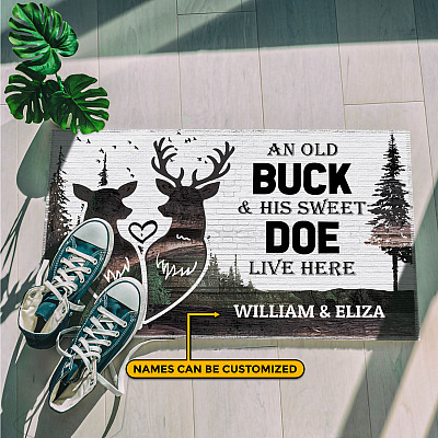 Personalized Couple Dear Camo An Old Buck and His Sweet Doe Live Here Outdoor Decorative Doormat