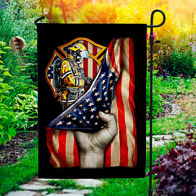 Garden Flag (11.5" x 17.5")