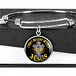 Cross I Don't Believe in Luck I Believe in Jesus Christian Circle Pendant Necklace