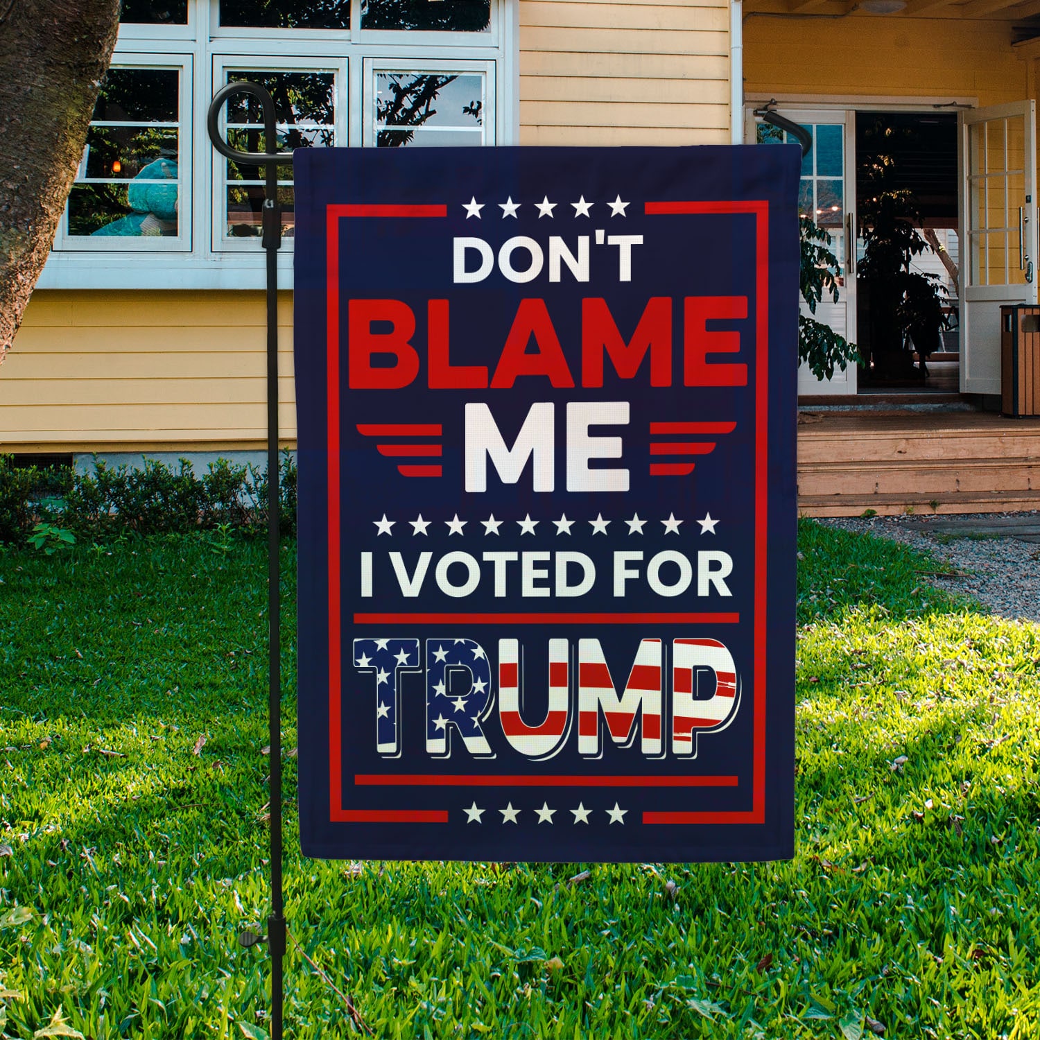 13HG. Voted For Trump FLAG (4) Garden Flag Mockup 3