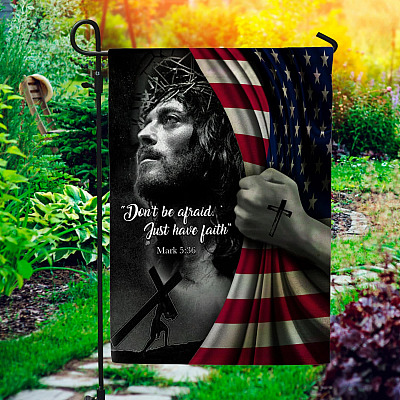 Garden Flag (11.5" x 17.5")