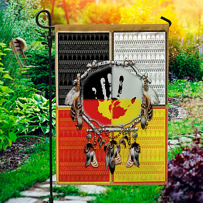 Garden Flag (11.5" x 17.5")