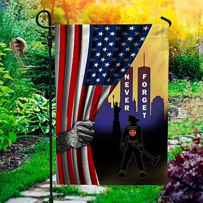 Garden Flag (11.5" x 17.5")