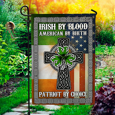 Garden Flag (11.5" x 17.5")