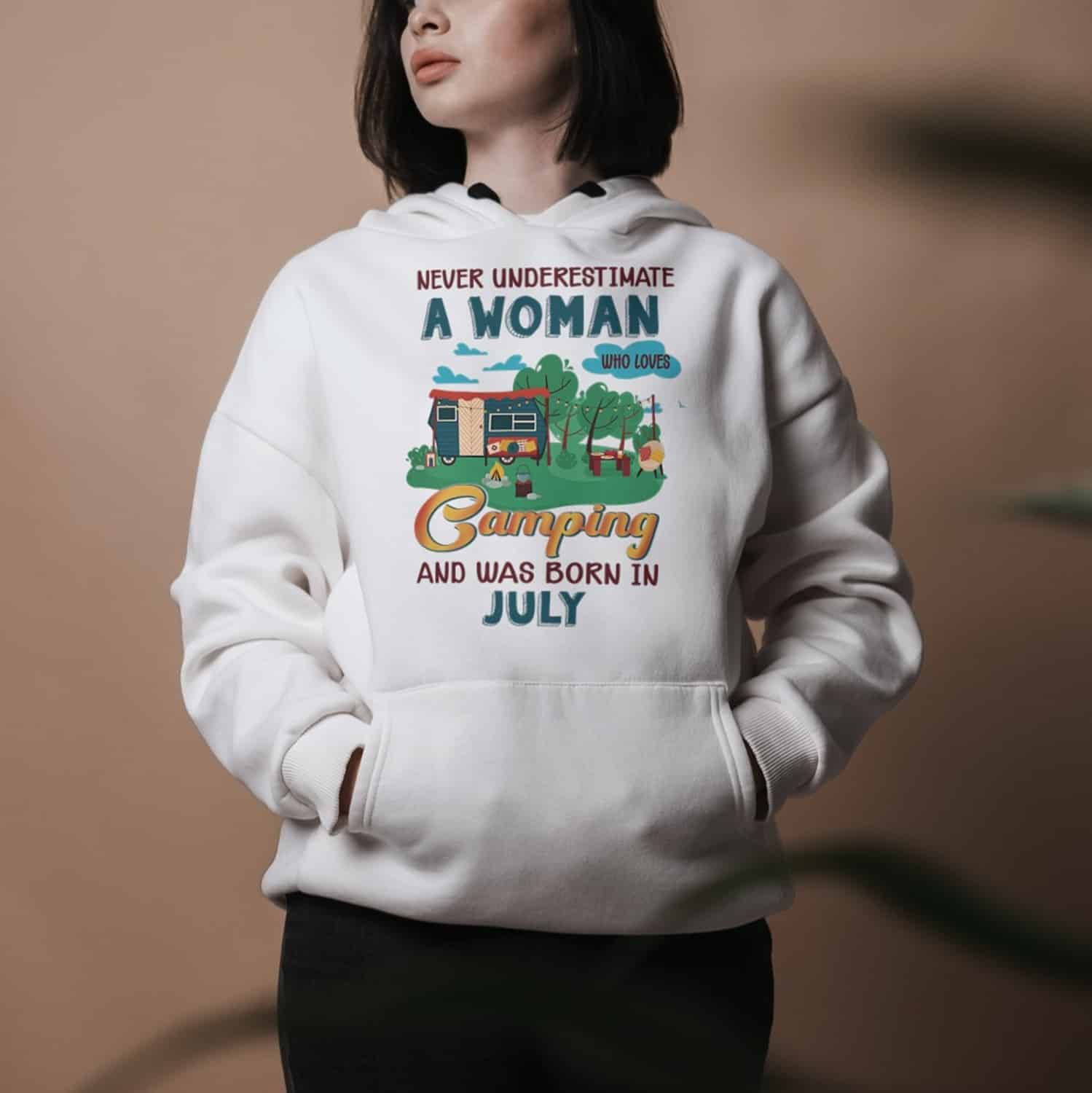 1Th. Woman Who Loves Camping 7 mk
