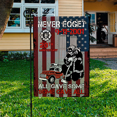 Garden Flag (11.5" x 17.5")