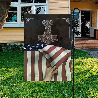 Garden Flag (11.5" x 17.5")