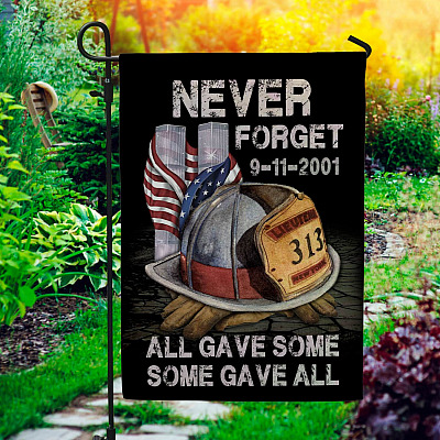 Garden Flag (11.5" x 17.5")