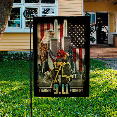 Garden Flag (11.5" x 17.5")