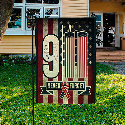 Garden Flag (11.5" x 17.5")