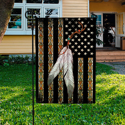 Garden Flag (11.5" x 17.5")