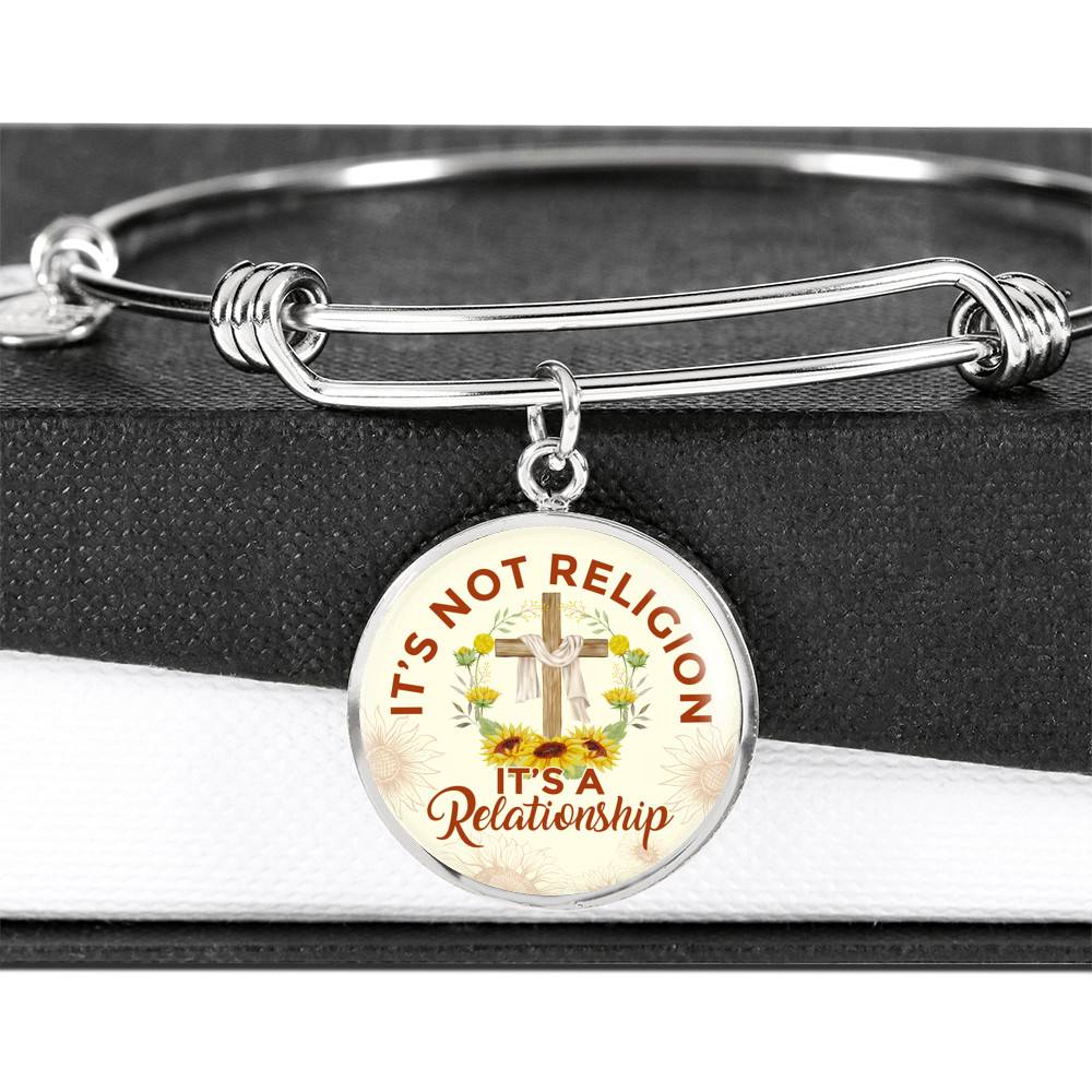 Jesus It's Not a Religion It's a Relationship Christian Cross Circle Pendant Necklace - Bangle