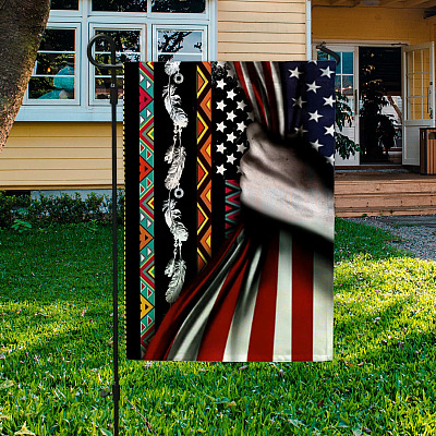 Garden Flag (11.5" x 17.5")