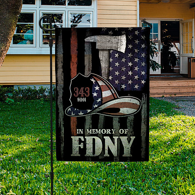 Garden Flag (11.5" x 17.5")