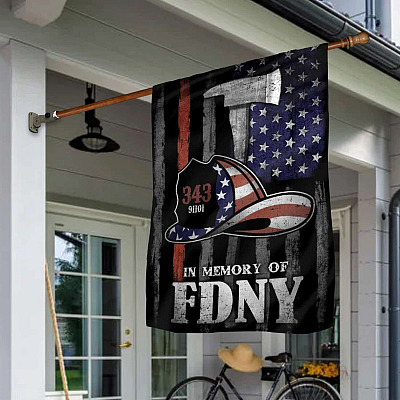 House Flag (30" x 40")