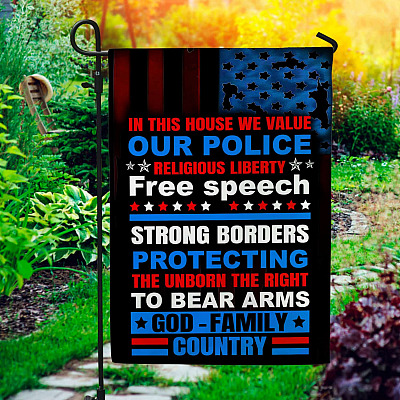 Garden Flag (11.5" x 17.5")