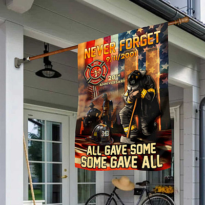 House Flag (30" x 40")