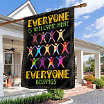 30x40 House Flag Mockup 3